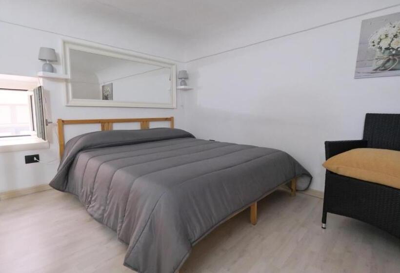 Monolocale Porta Napoli