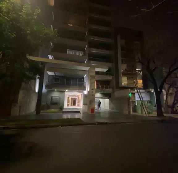 Hermoso Departamento Céntrico Con Estacionamiento