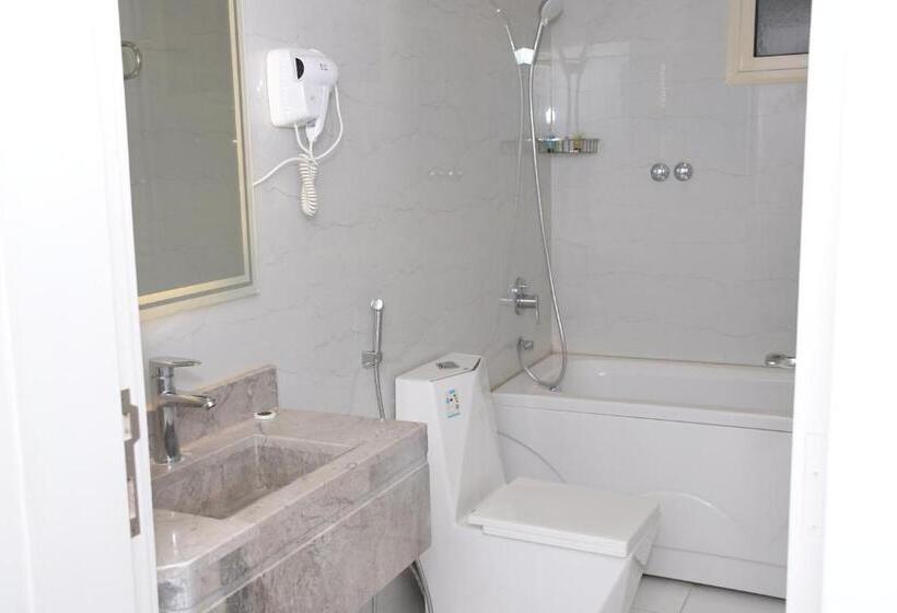 ホテル Areen Airport