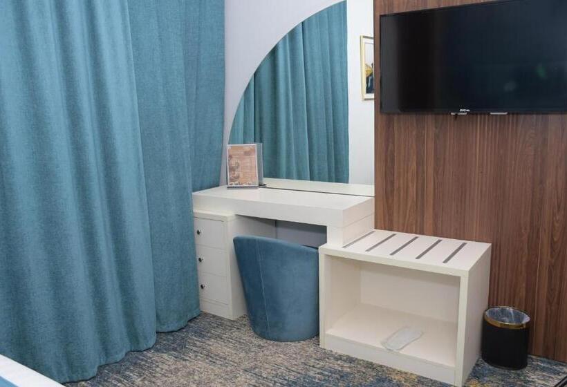 ホテル Areen Airport