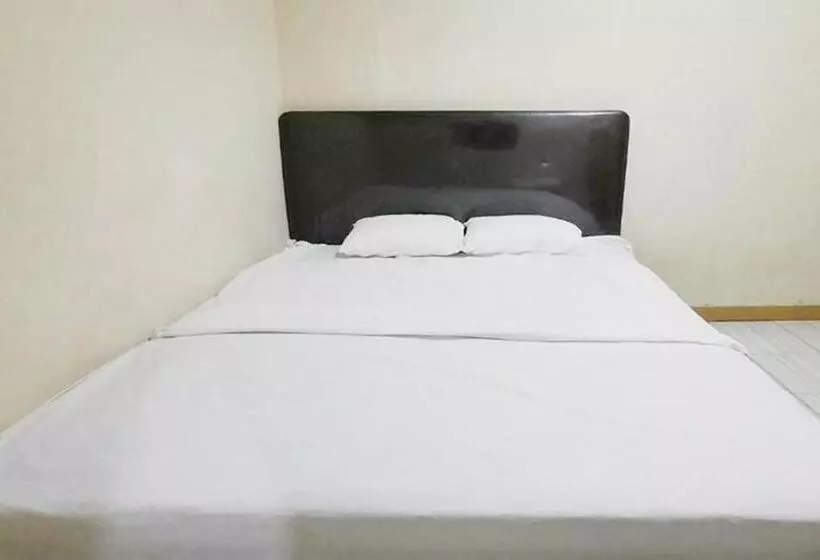 Hotelli Central House Karimunjawa Mitra Reddoorz