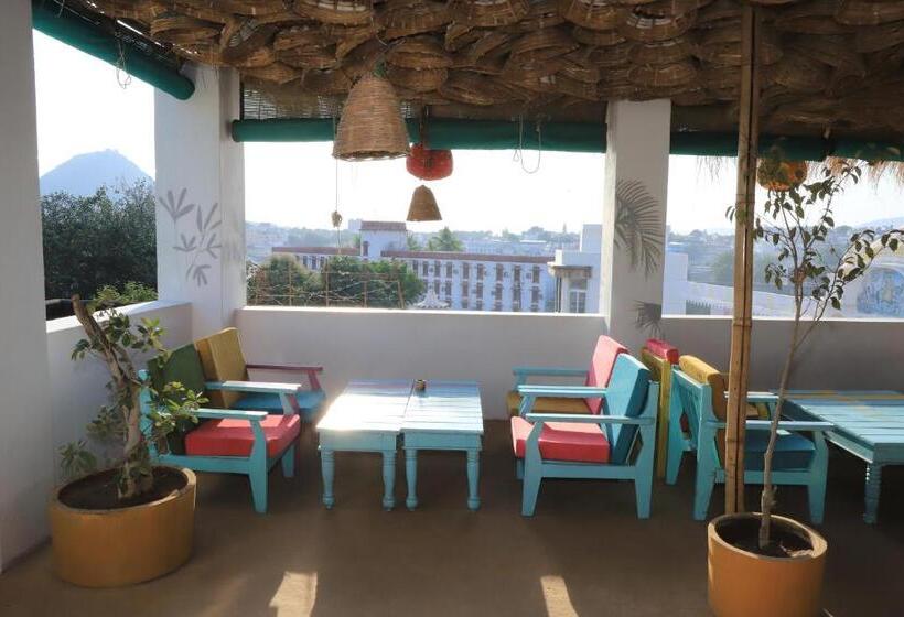 酒店 The Brahma Space