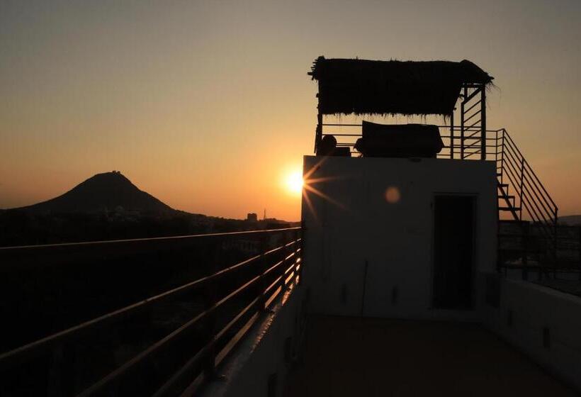 酒店 The Brahma Space