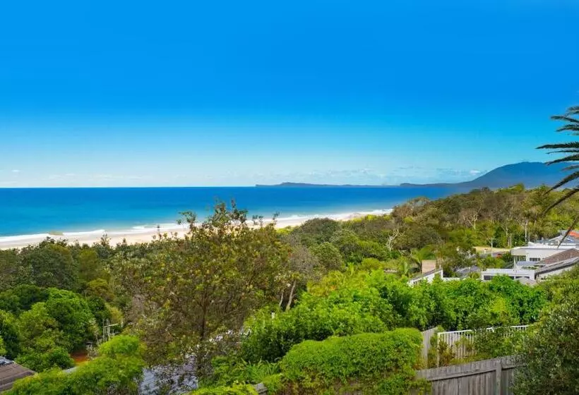 Lighthouse Beach Bliss