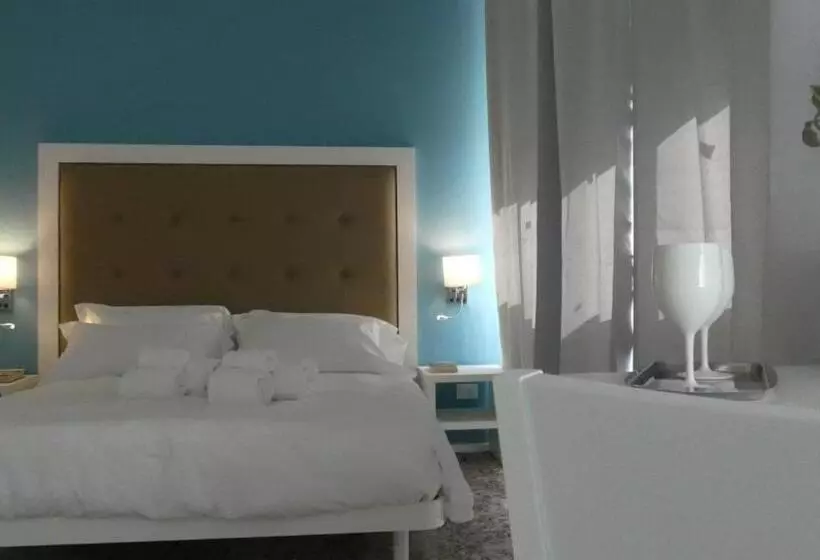 Regina Margherita   Bed And Breakfast & Rooftop Lounge Bar