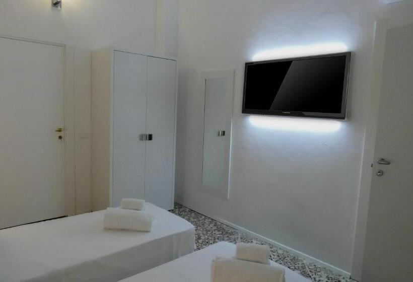 Regina Margherita   Bed And Breakfast & Rooftop Lounge Bar