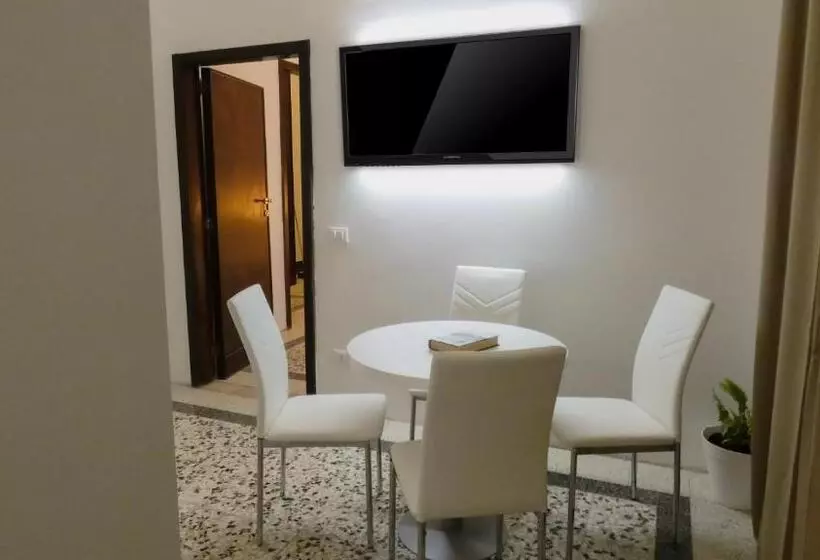 Regina Margherita   Bed And Breakfast & Rooftop Lounge Bar