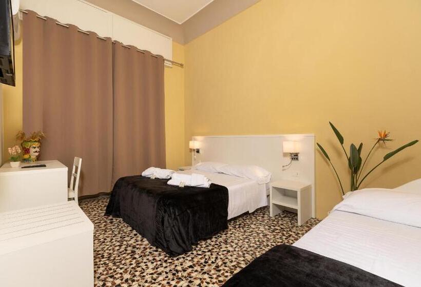 Regina Margherita   Bed And Breakfast & Rooftop Lounge Bar