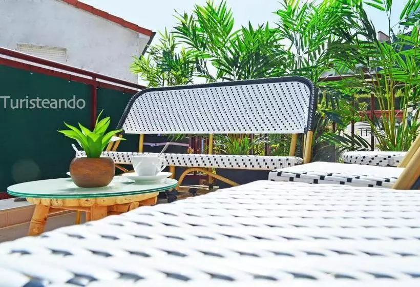 Viento Norte   Amplia Terraza Y Chill Out Para Quienes Buscan Descanso Y Calidez