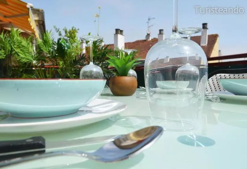 Viento Norte   Amplia Terraza Y Chill Out Para Quienes Buscan Descanso Y Calidez