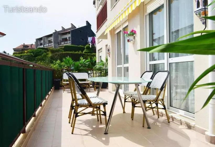 Viento Norte   Amplia Terraza Y Chill Out Para Quienes Buscan Descanso Y Calidez