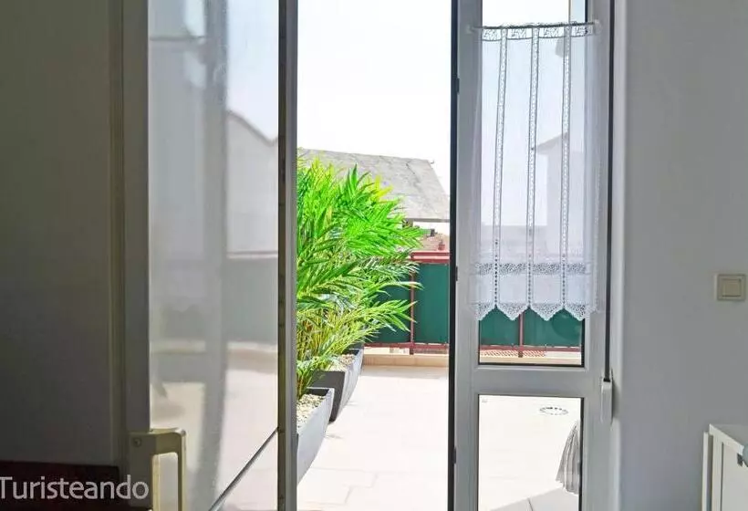Viento Norte   Amplia Terraza Y Chill Out Para Quienes Buscan Descanso Y Calidez