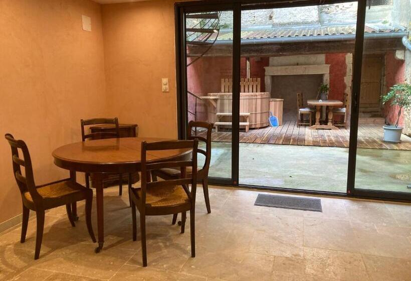 민박 Le Patio De Xénia