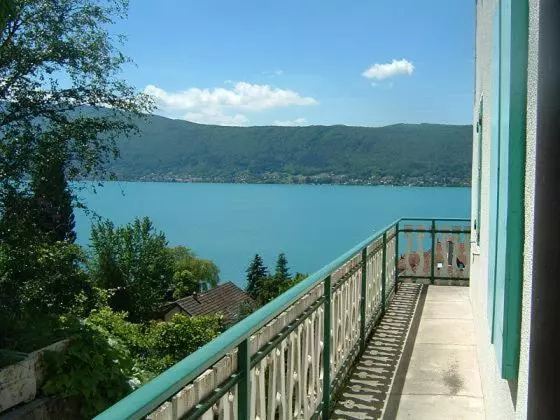 ベッドアンドブレックファースト Les Terrasses Du Lac Au Bord Du Lac D Annecy