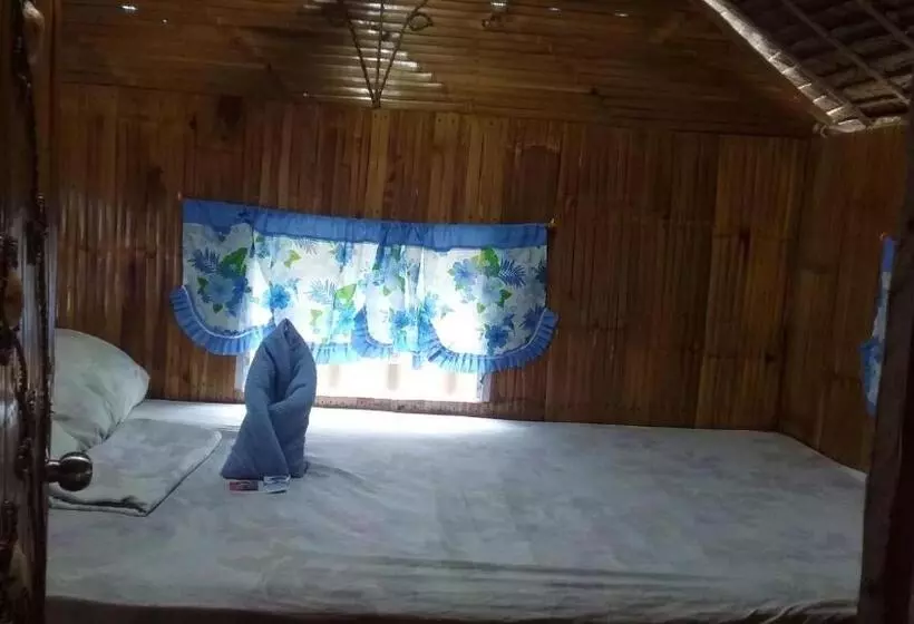 تختخواب و صبحانه Moalboal Bamboo House / Rooms