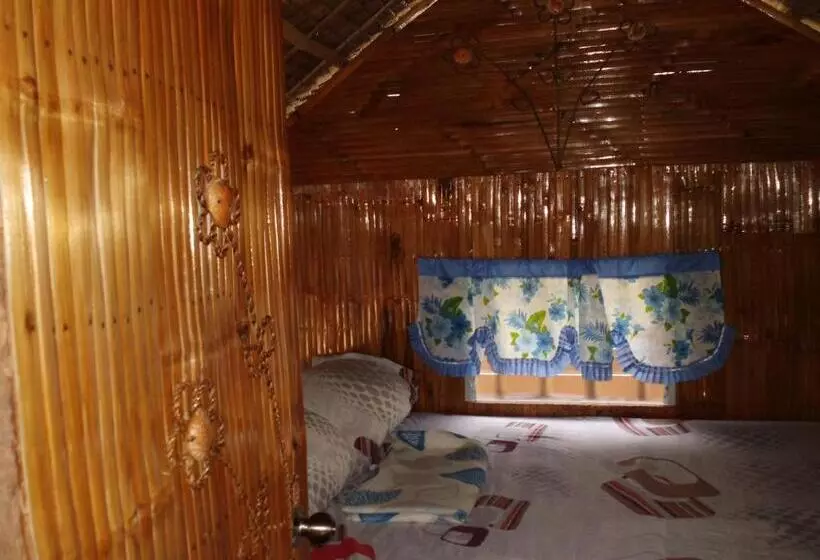 تختخواب و صبحانه Moalboal Bamboo House / Rooms