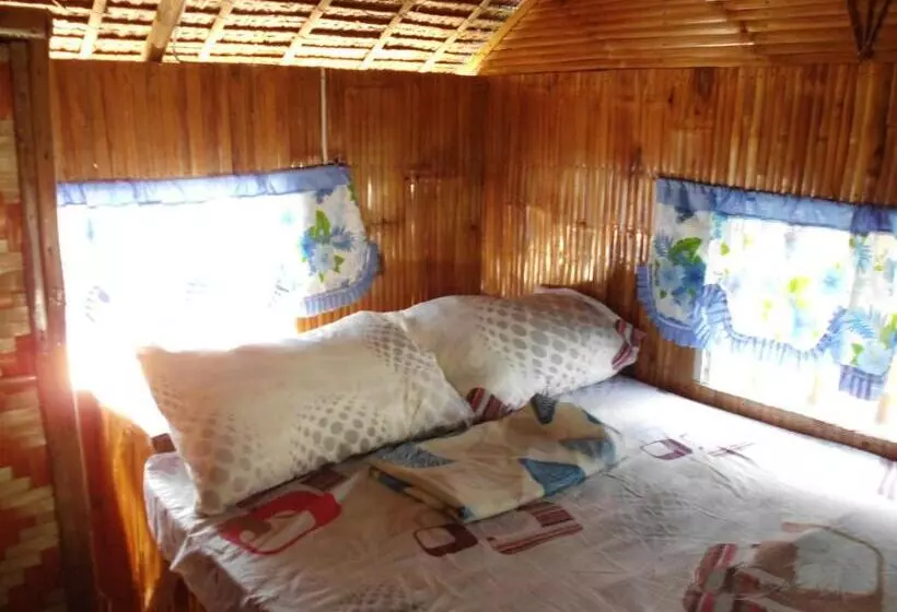 تختخواب و صبحانه Moalboal Bamboo House / Rooms