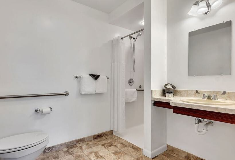 مبيت وإفطار The Inn Of Lake George