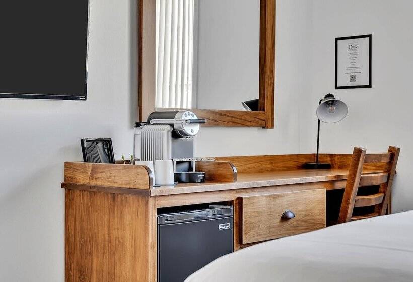 مبيت وإفطار The Inn Of Lake George