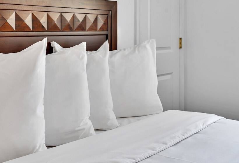 مبيت وإفطار The Inn Of Lake George