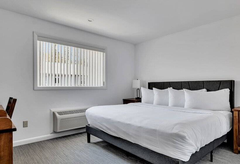 مبيت وإفطار The Inn Of Lake George