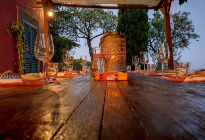 Dimora Storica Nel Cuore Della Toscana