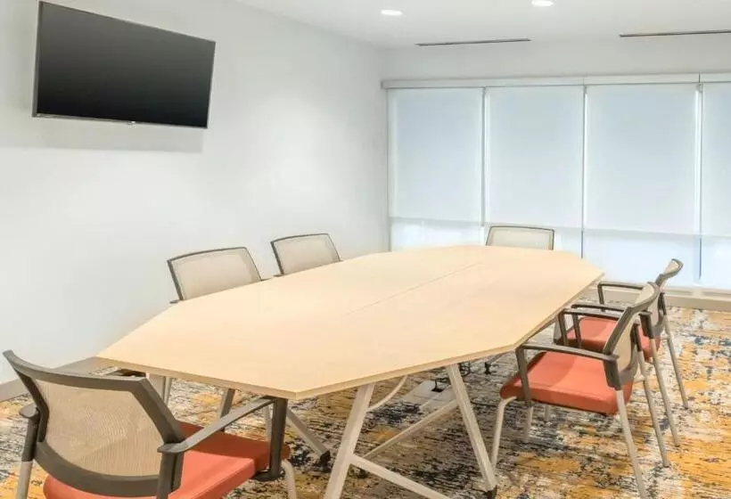 Hotelli Towneplace Suites By Marriott Dallas Rockwall