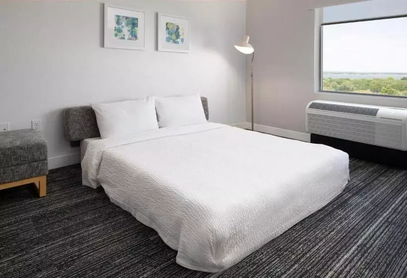 Hotelli Towneplace Suites By Marriott Dallas Rockwall