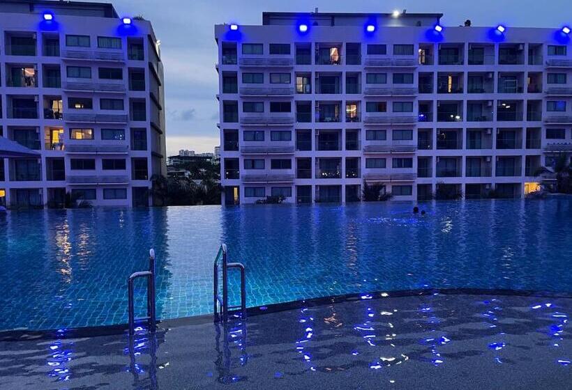 Laguna Beach 3 Maldives