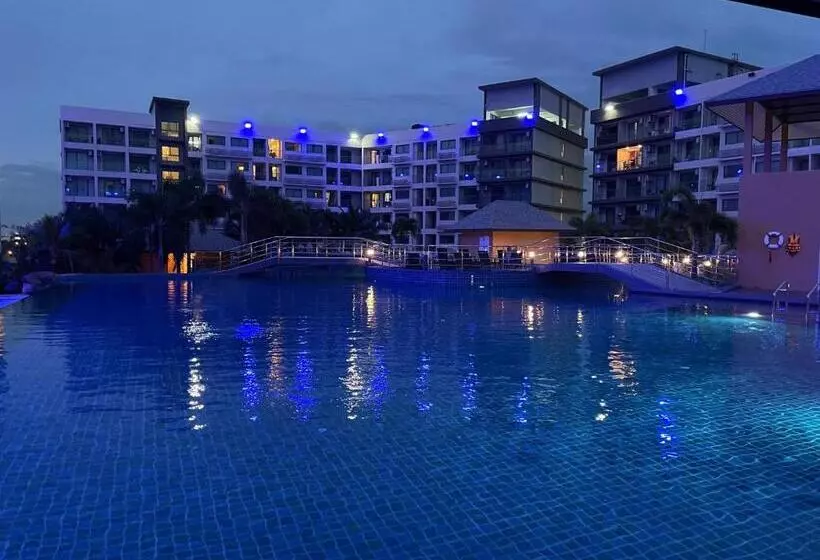 Laguna Beach 3 Maldives