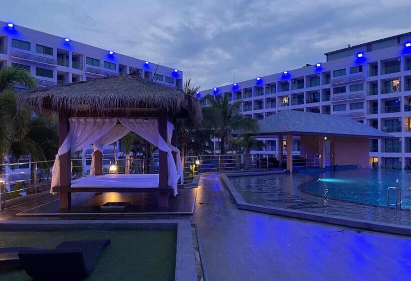 Laguna Beach 3 Maldives