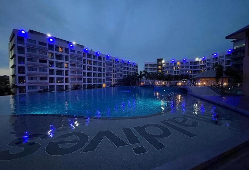 Laguna Beach 3 Maldives