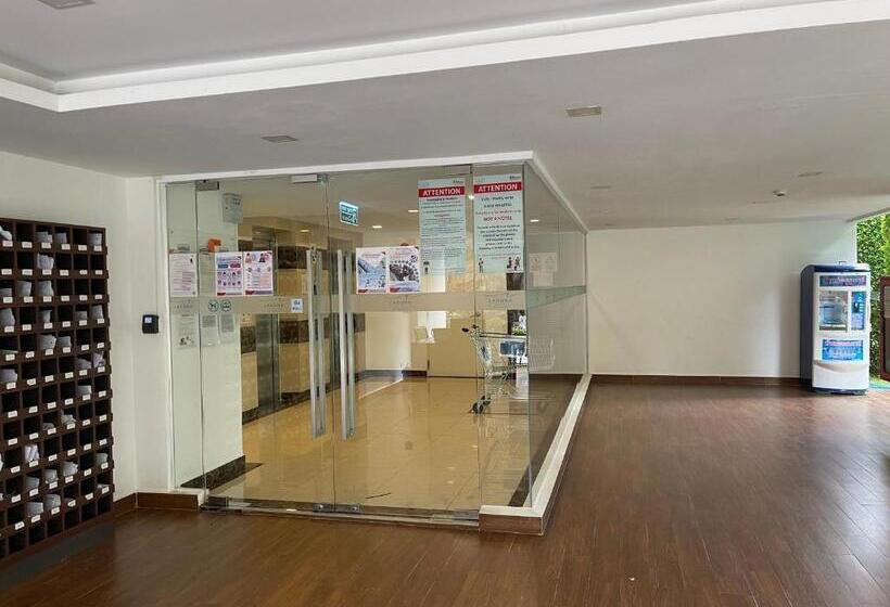 Laguna Beach 3 Maldives