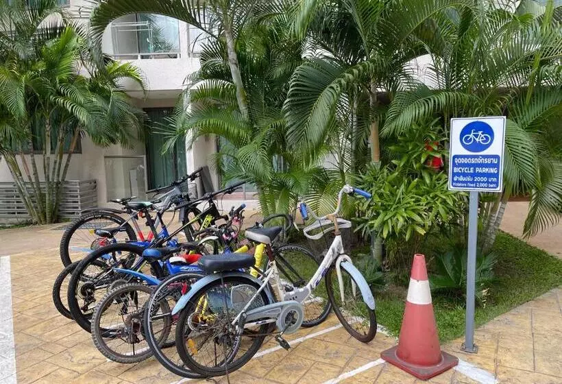 Laguna Beach 3 Maldives