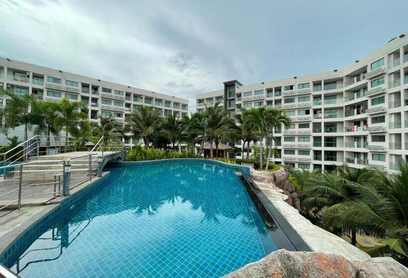 Laguna Beach 3 Maldives