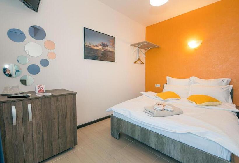 بنسيون Casa In Culori Vama Veche