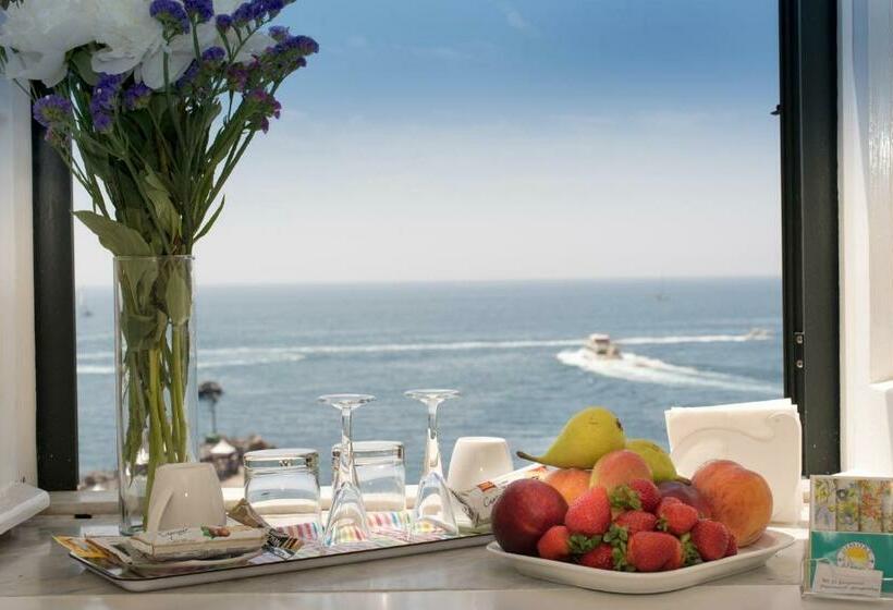 פנסיון Dimore De Luca  Sea View