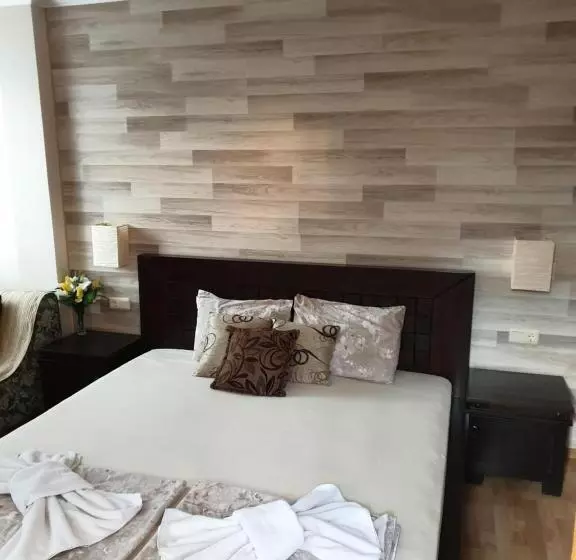 ペンション Guest House Juja