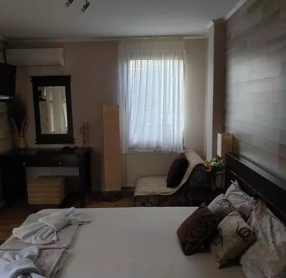 ペンション Guest House Juja