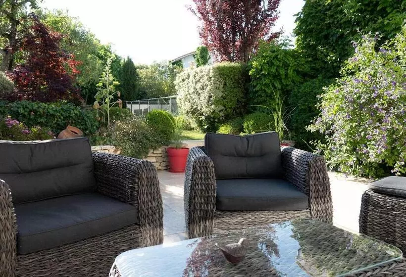 ペンション La Martinoise Garden