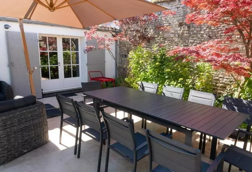 ペンション La Martinoise Garden