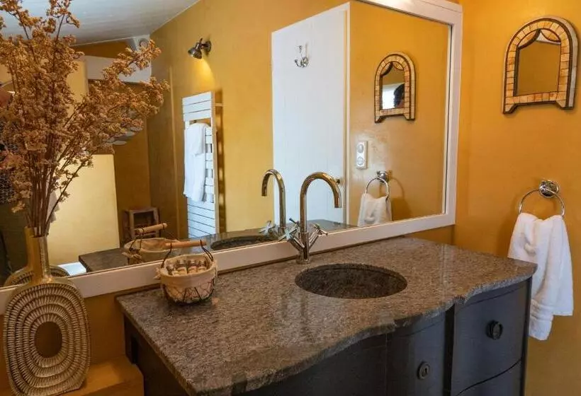 ペンション La Martinoise Garden