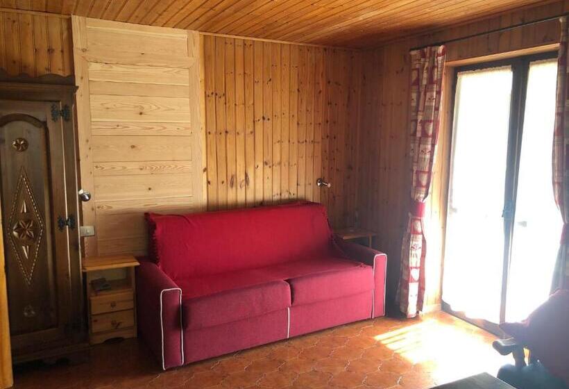 Ampio Monolocale In Centro Champoluc