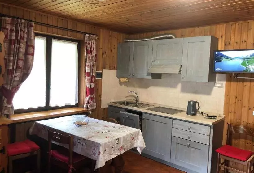 Ampio Monolocale In Centro Champoluc