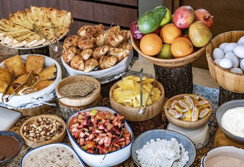 هتل Bristol Bakuriani