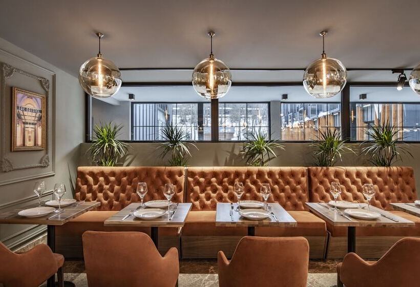 هتل Bristol Bakuriani