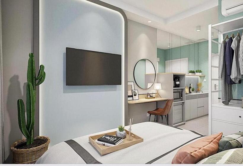 Emka Lodge Studio Room The Vertu Apartemen Ciputra World Surabaya