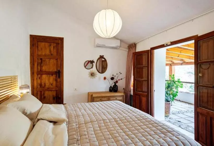 Finca Fabulosa   Nudist Resort   Adults Only
