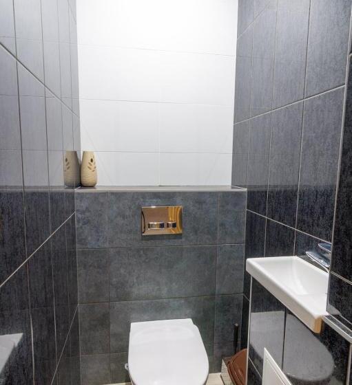 Hotel садиба під лісом