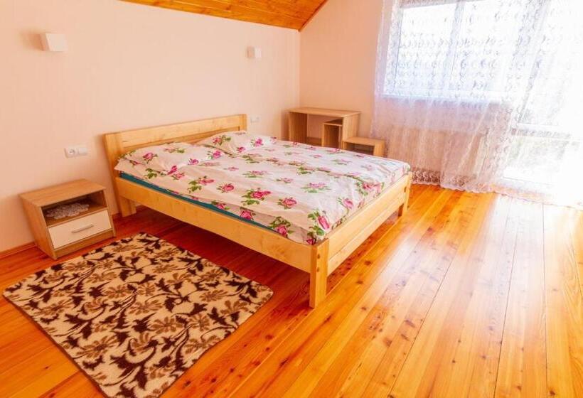 Hotel садиба під лісом